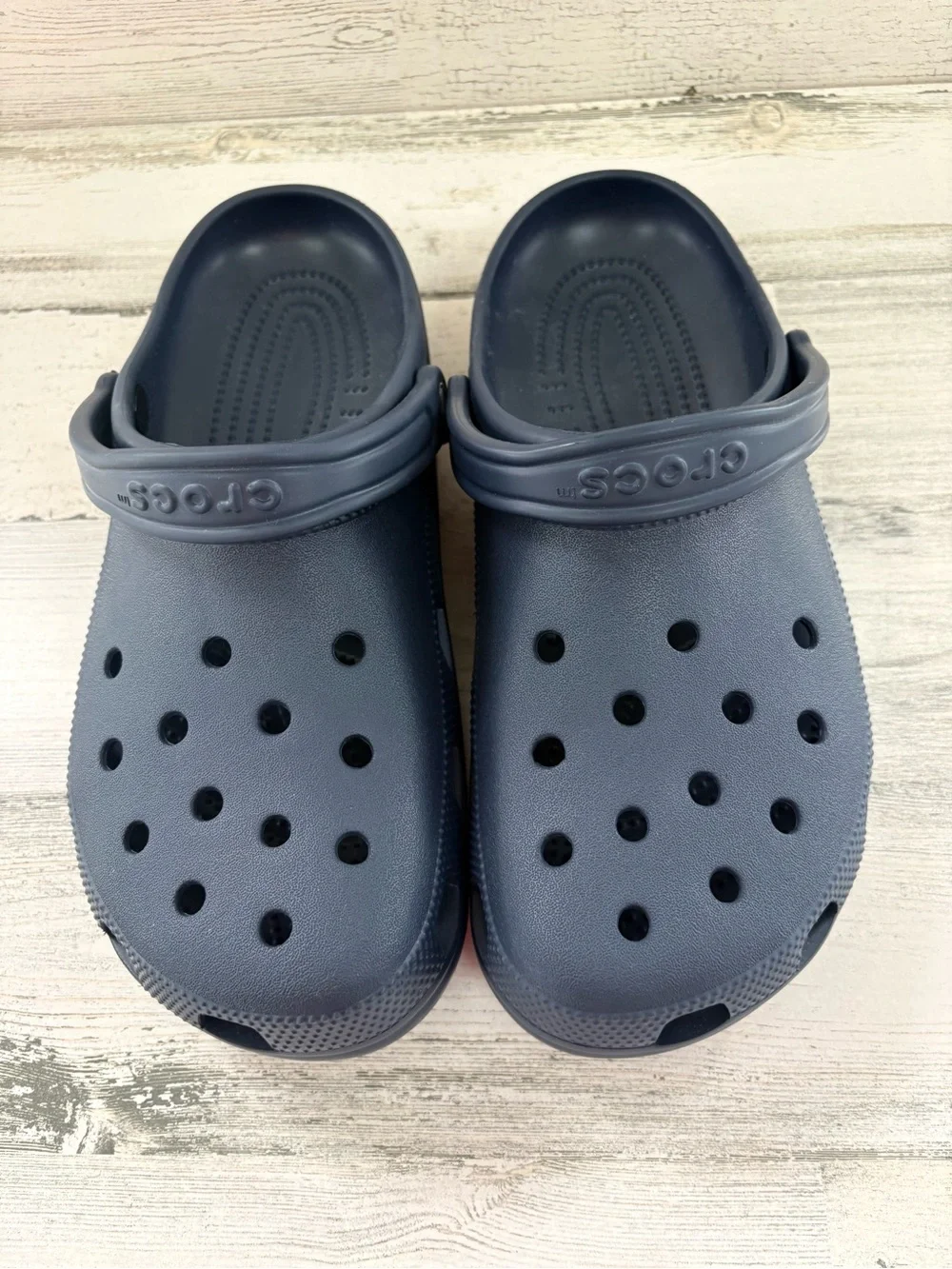 CROCS Classic Clog Unisex Men’s Size 10 Women’s Size 12 Slip On With Back Strap